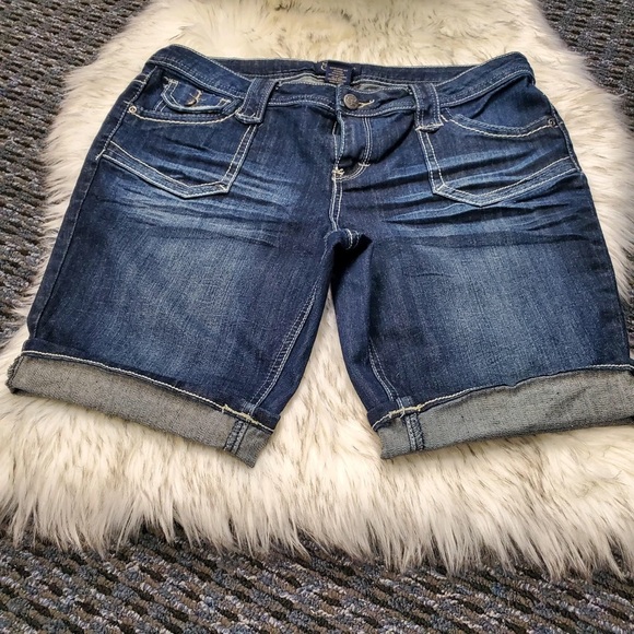 Blue jean shorts (15) - Picture 1 of 8